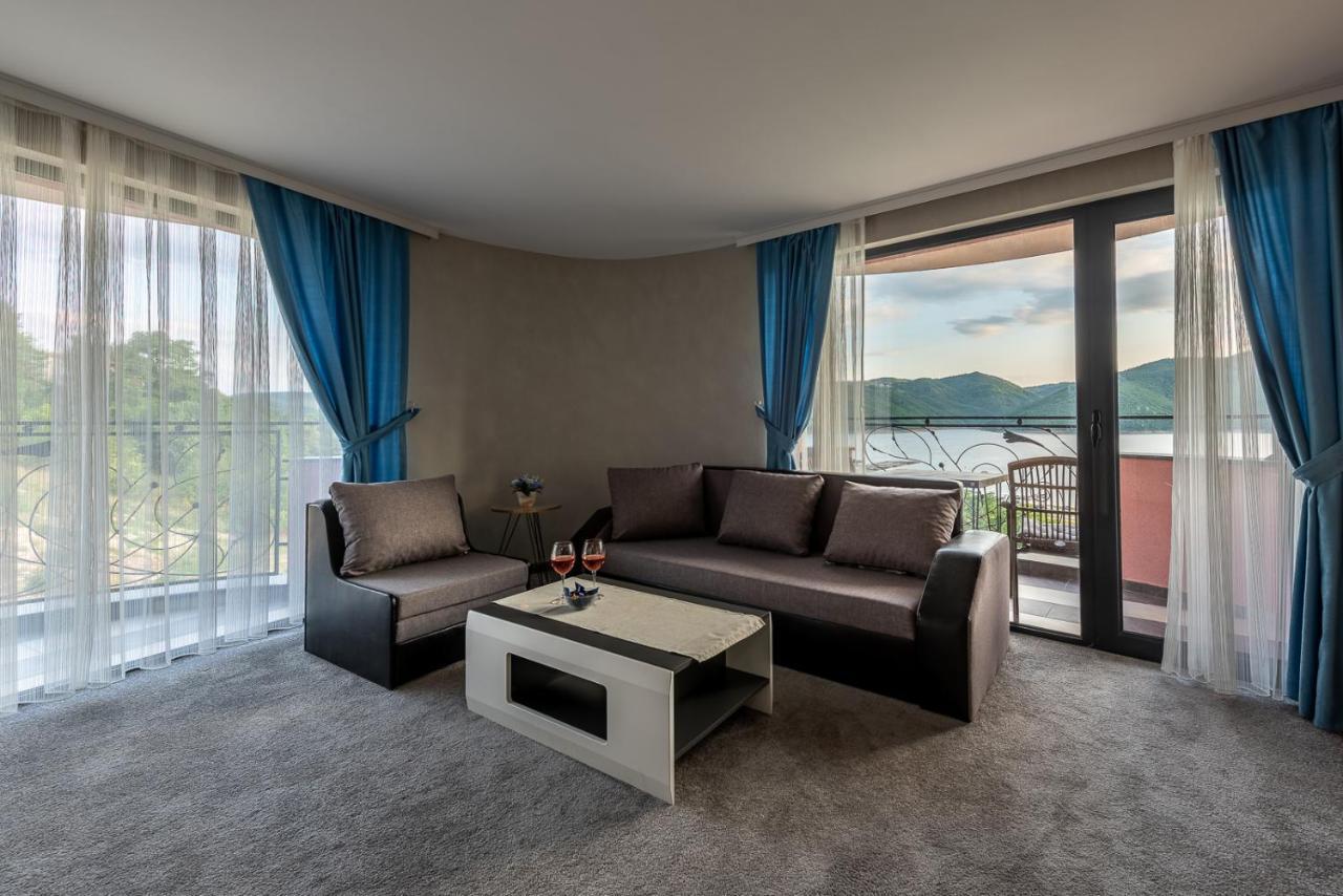 Mobi Dick Family Hotel Glavatartsi Luaran gambar